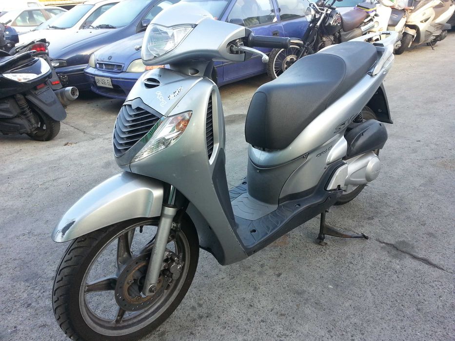 Хонда СХ (Honda SH) 50,125,150,300 на части