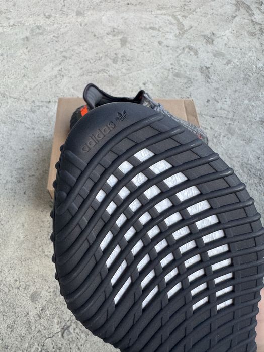 Yeezy 350 V2 Beluga