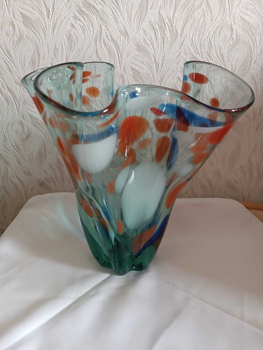 Ваза цветное стекло