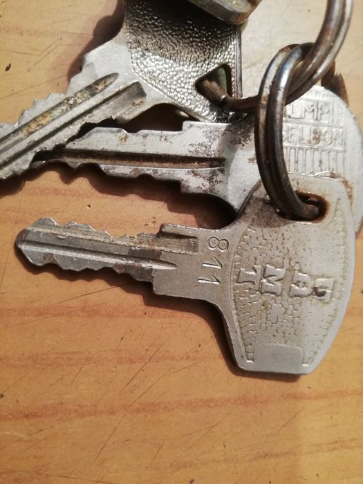 De colectie chei dacia 1300 anii 70