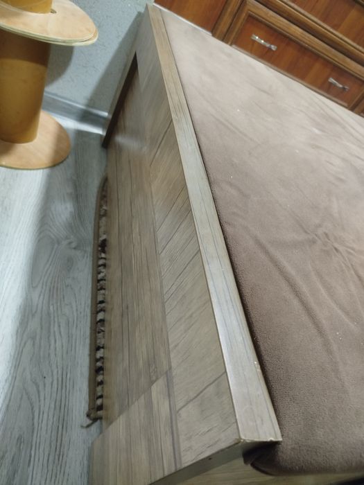 Продается шкаф и кровать односпальная