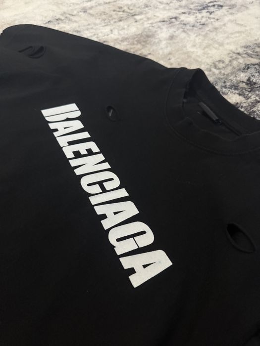 Tricou Balenciaga