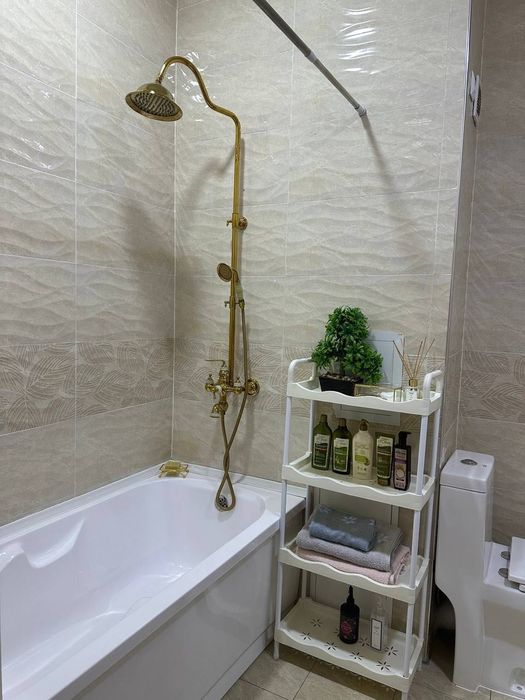 Яшнабад ЖК Азиа Хаус продается квартира с Евро ремонтом 2/5/8  68м2