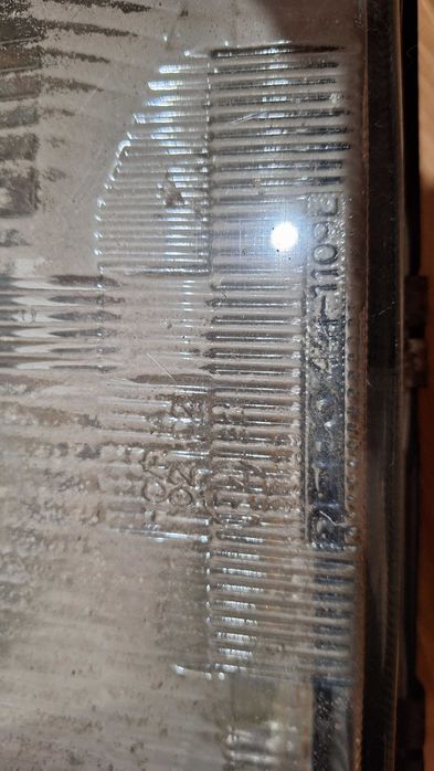 фара Passat B3 фирмы Depo