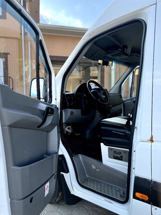 Мерседес спринтер W906