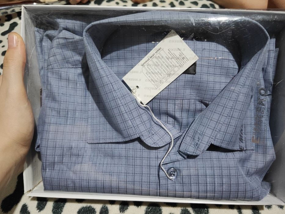 Продам рубашку новая
