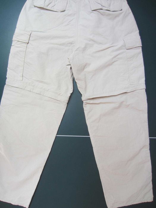 Pantalon dama Fjall Raven, masura 40, 73%polyamida+27%bumbac, fermoar pentru bermude, culoare bej, stare f. buna- ca nou