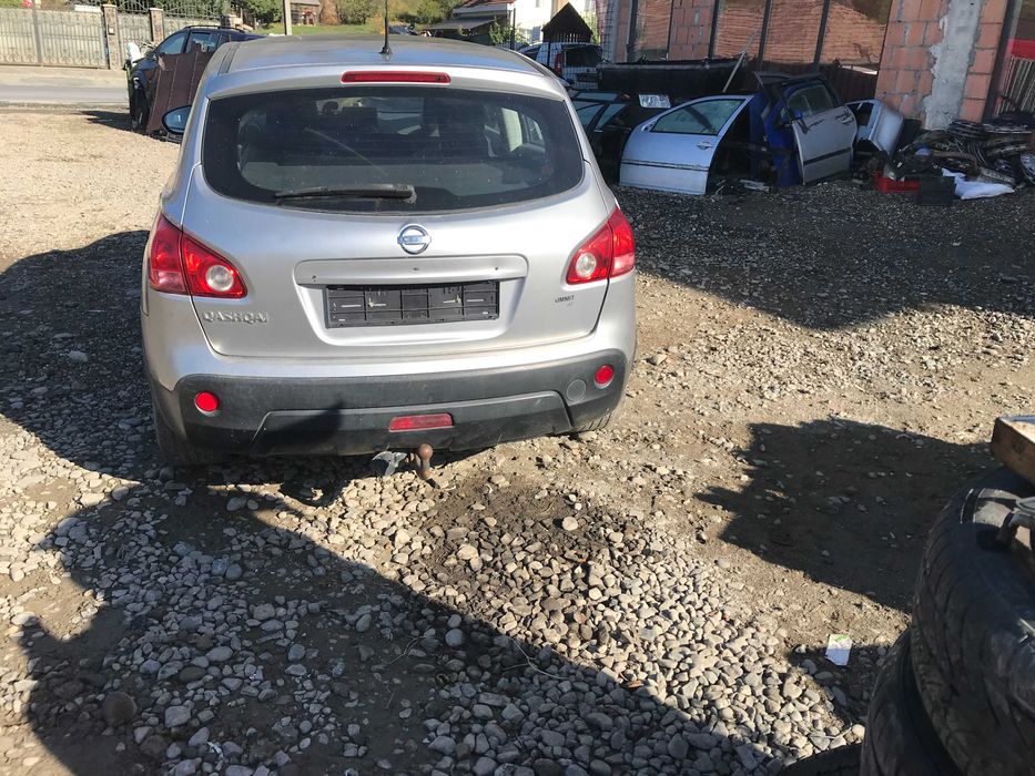 Dezmembrez/Piese Nissan Qashqai 2008 4x4 2.0 Benzin 104 kW