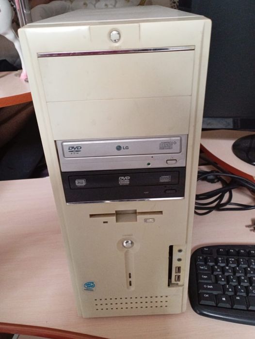 Срочно продаю компьютер