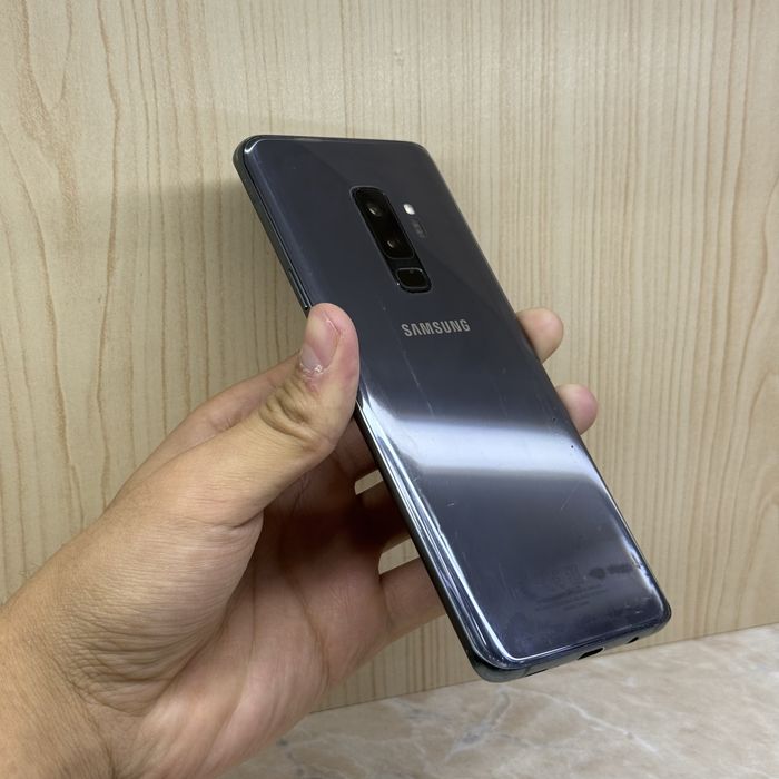 Samsung Galaxy s9+ ideal