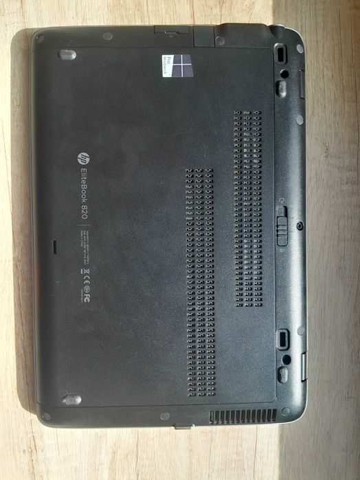 Лаптоп HP EliteBook 802 G2