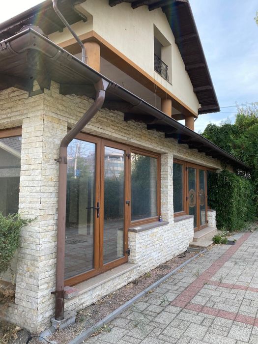 Spatiu comecial 600 mp fost reataurant