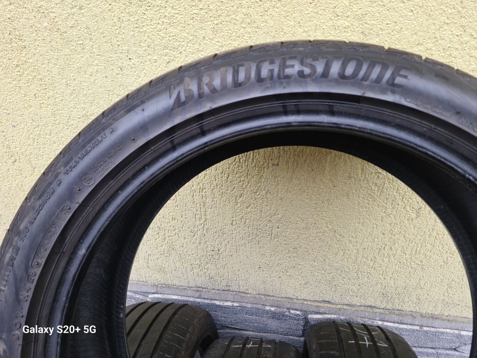 225 /45R19 Bridgestone Turanza T005A