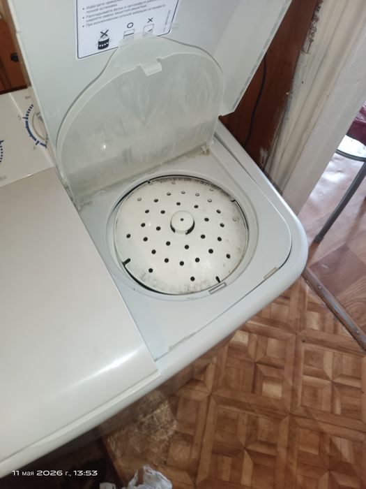 Продам стиральную машину.
