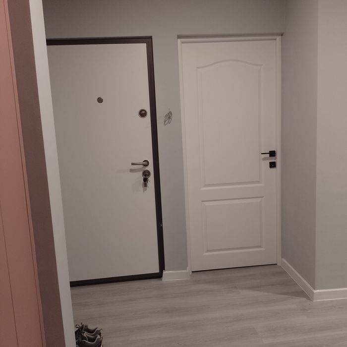 Apartamet modern  cu  2 camere , complet renovat   mutare imediata