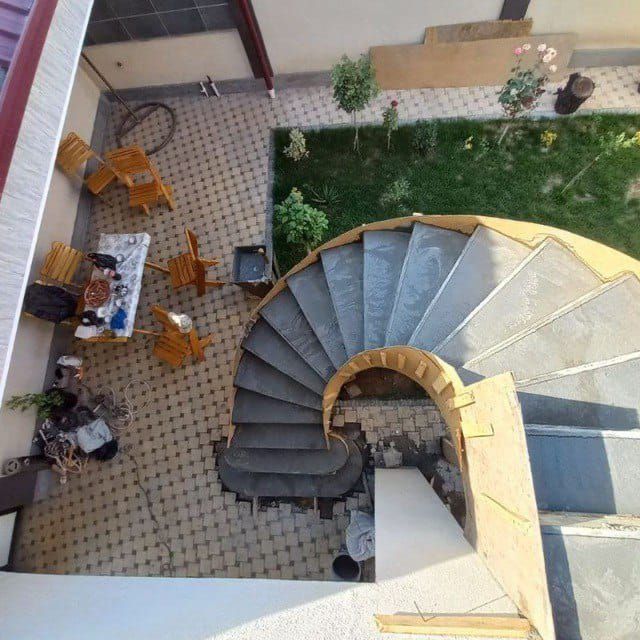 Битон леснитса хизмати