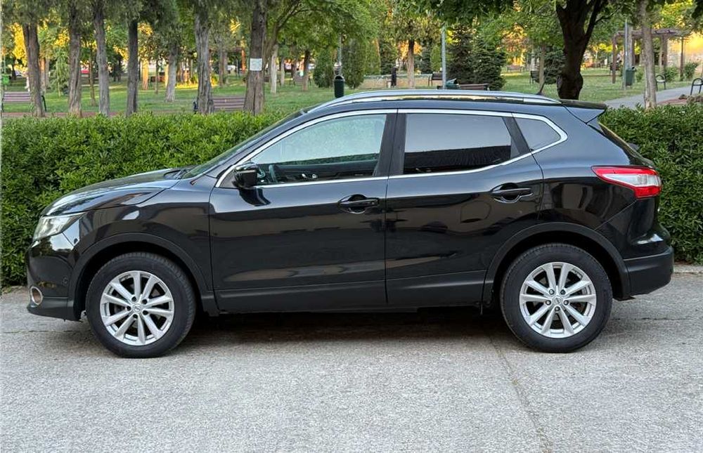 NISSAN QASHQAI 2015 TEKNA -1.6 Diesel 130 cp -EXTRA Dotari- Foarte ingrijita - PROPRIETAR