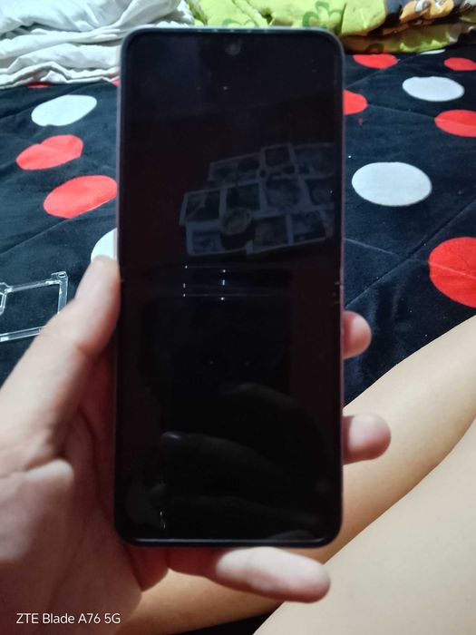 Продавам  samsung zflip6