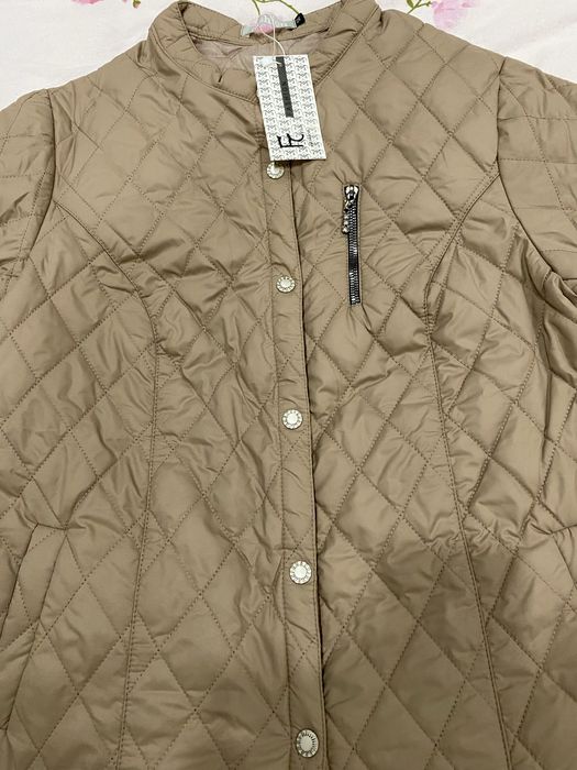 Ветровка для повседневного ношение.