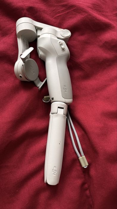 Продам стэдикам DJİ osmo 4