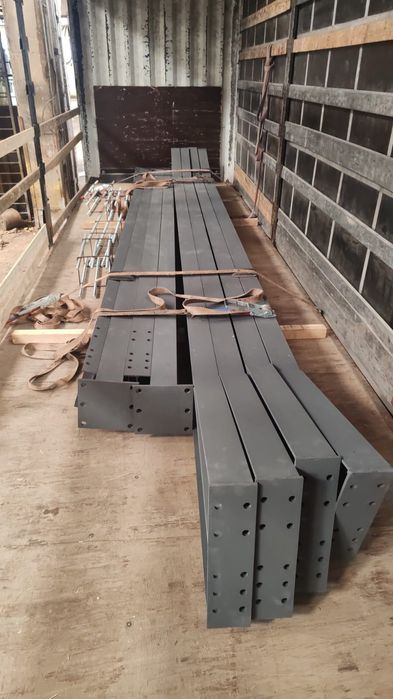 Vand structuri metalice cu montaj sau fara montaj  Livram in toată tar