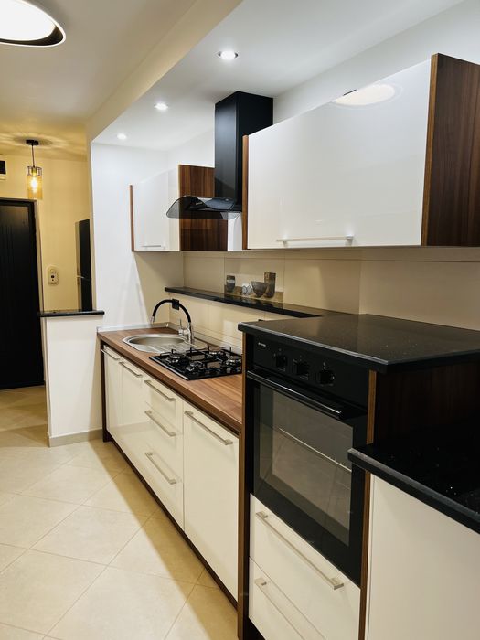 Inchiriez apartament 2 camere Ultracentral