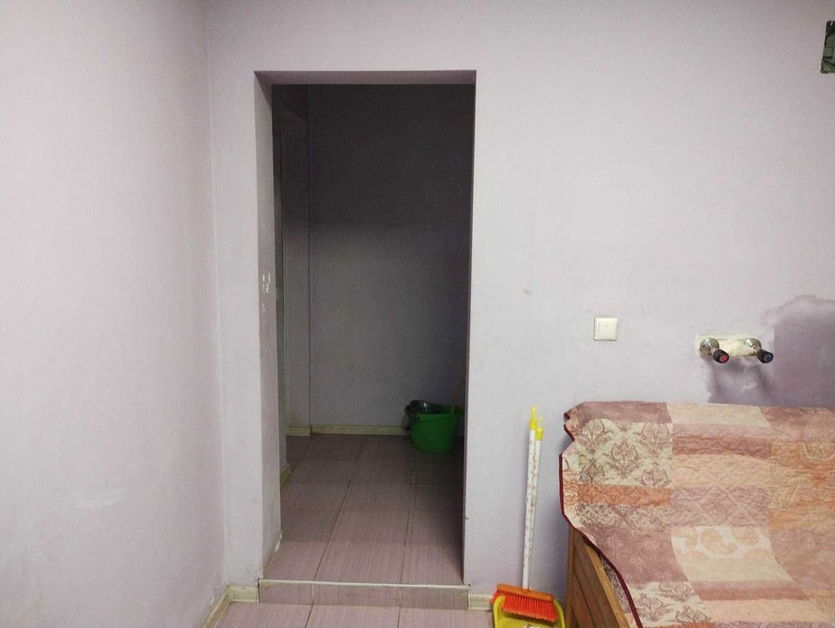 Дава се под наем Едностаен апартамент в Бургас, Меден рудник - зона Б - 55 кв.м за 95 € - Снимка #7