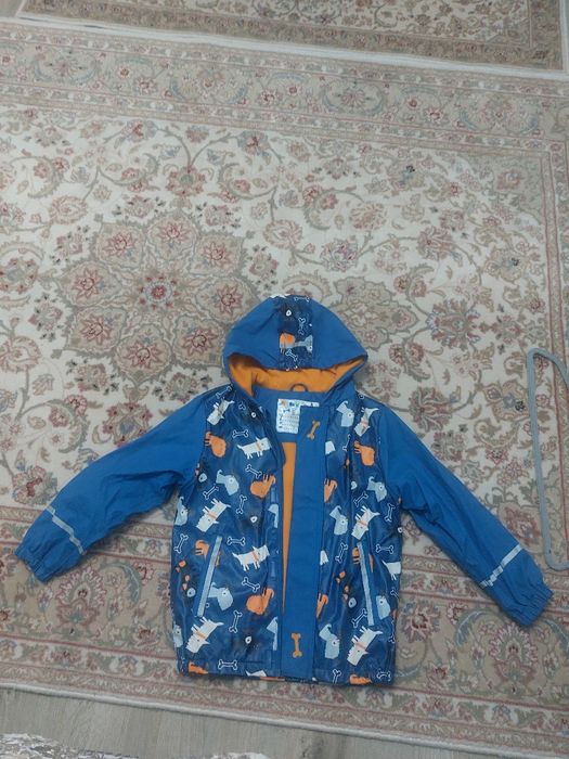 Haină toamna, impermeabila,122-128cm