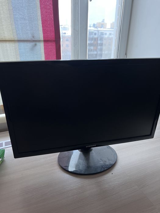 Монитор SAMSUNG S24D300H 23.6 дюйма