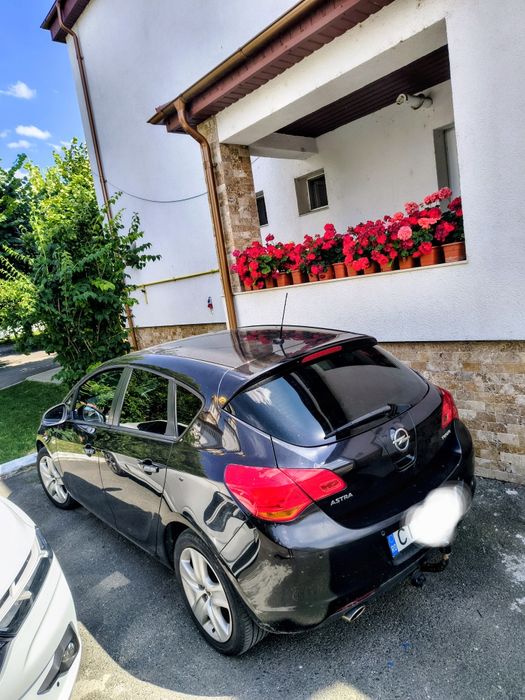 Opel Astra J 2011 1.4 i Euro 5