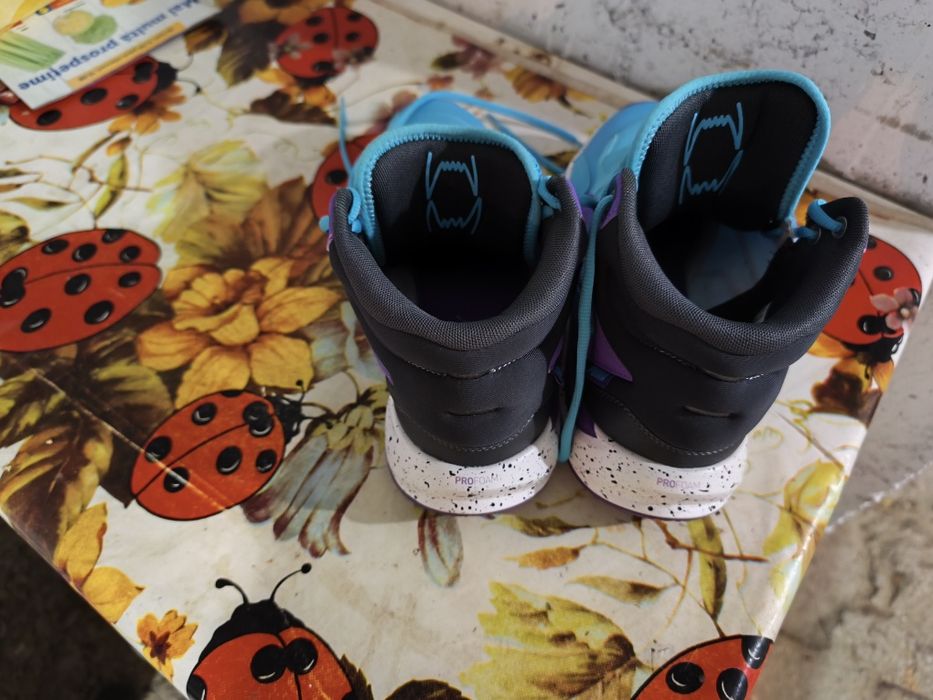 Vând Adidași Gheata Puma