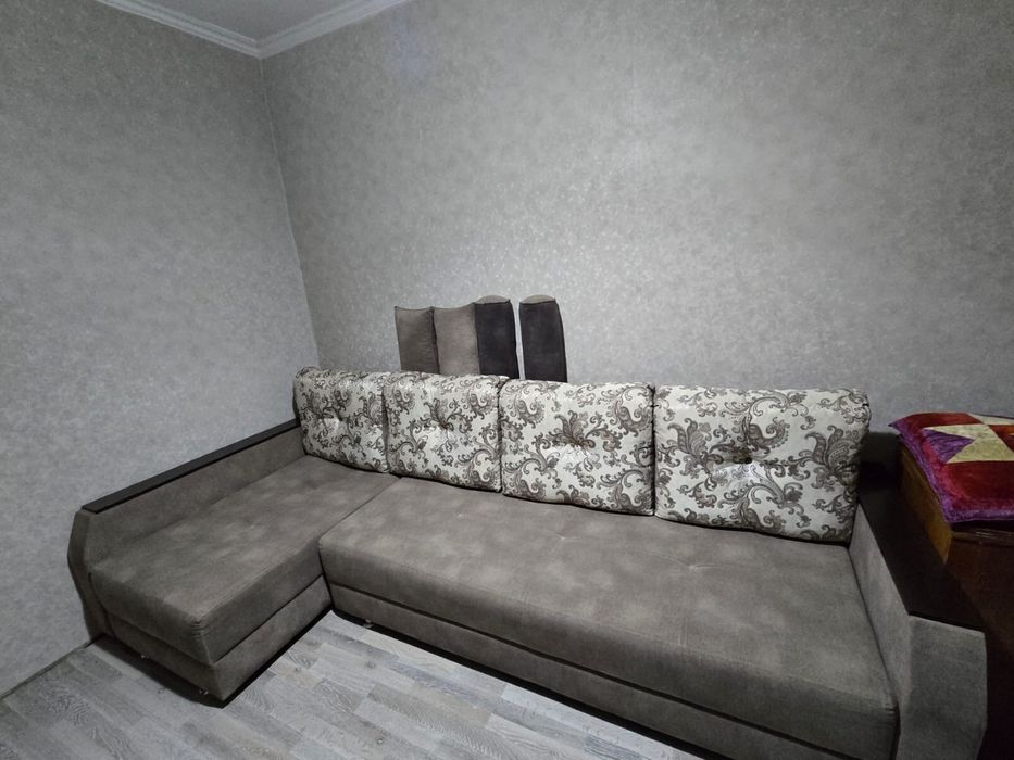 Продам диван в хорошем состоянии