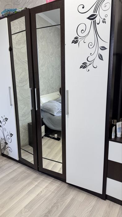 продам спальный гарнитур