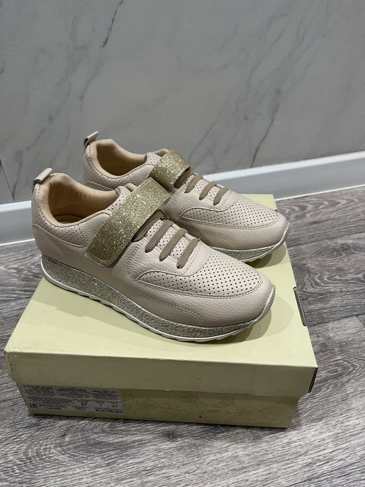 Кроссовки мужские