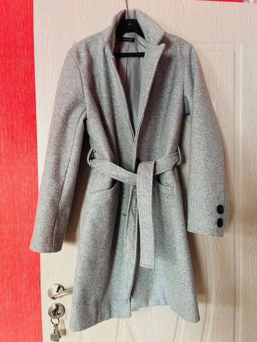 Дамско сиво палто