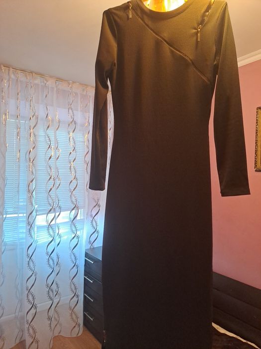 Продам платье женское