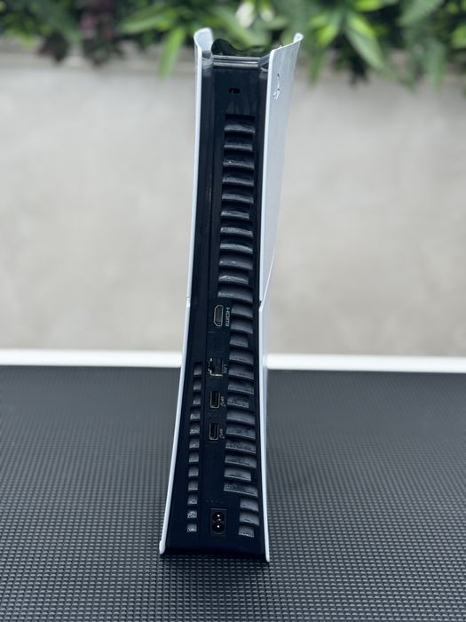 PS5 Slim Digital Edition 1TB