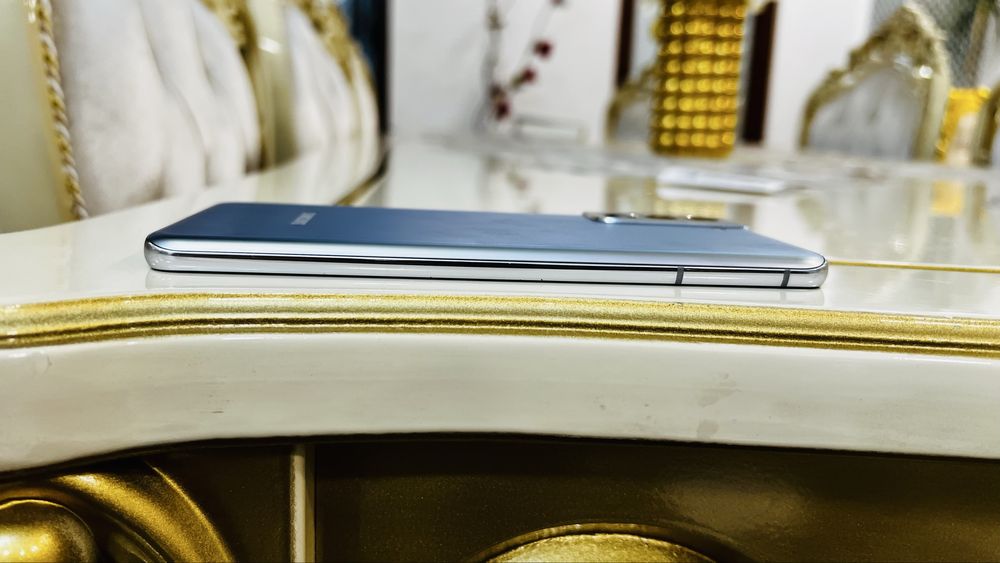 Samsung s21 plus 5G vand sau schimb