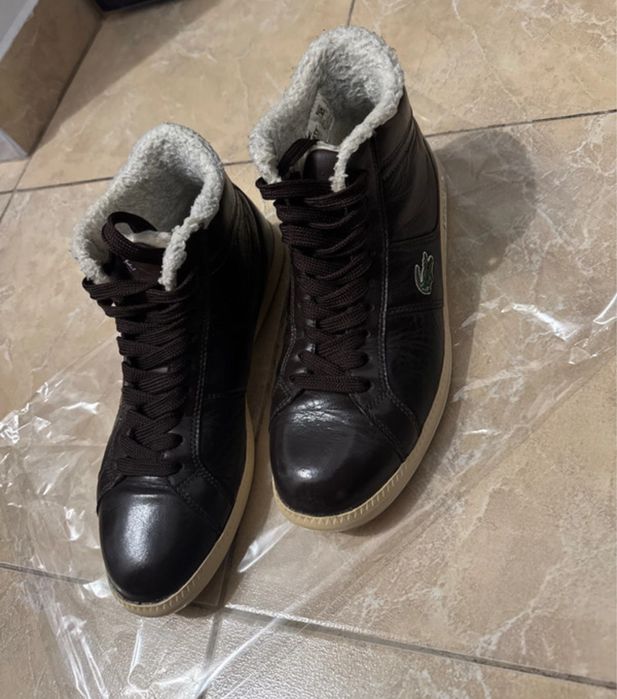 Ghetuțe Lacoste unisex maro, măsura 39,5