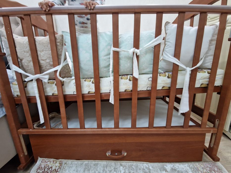 Продам матрас на детскую кровать