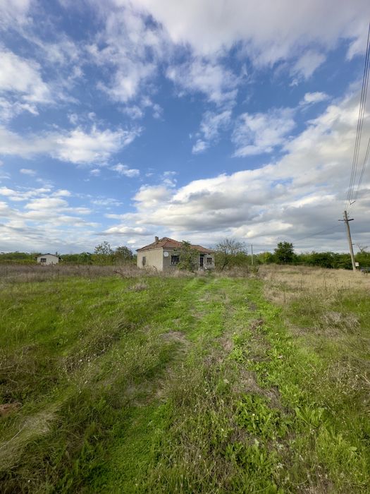 Продава се Къща в с. Преспа, Област Добрич - 3 кв.м за 23800 €/кв.м - Снимка #1