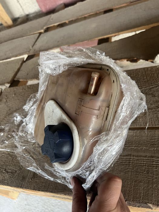 Расширительный бачок ауди а6 с4