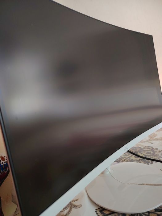 Monitor HKC M24A9 (Curved)