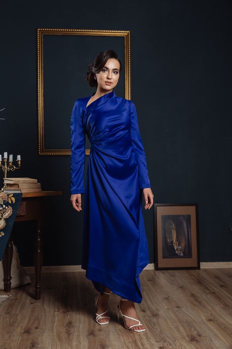 Нарядное синие платье