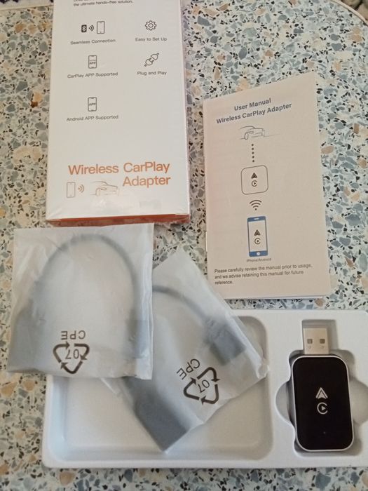 Продам новыи  Wireless Car Play Adapter. Для автомобиля