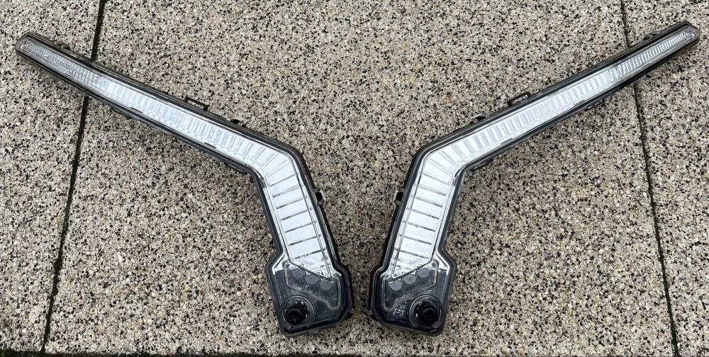 Can Am Maverick X3 седалка/Daytime running lights