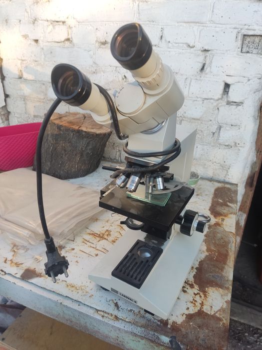 Микроскоп лабараторный б.у