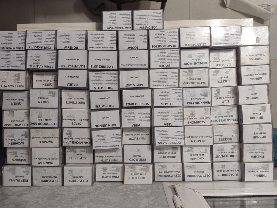 Продам аудиокассеты с записью