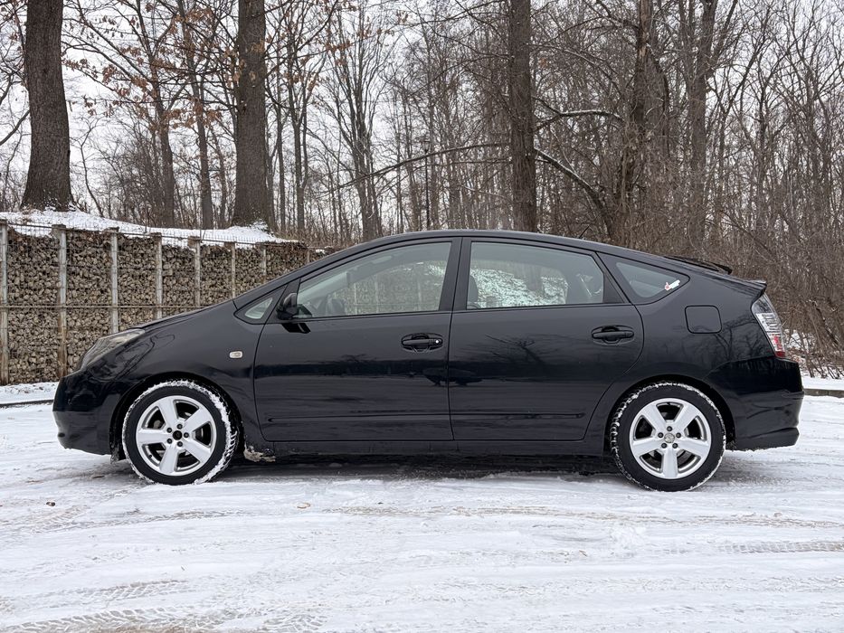 Toyota Prius Gen. 2, unic proprietar din 2013
