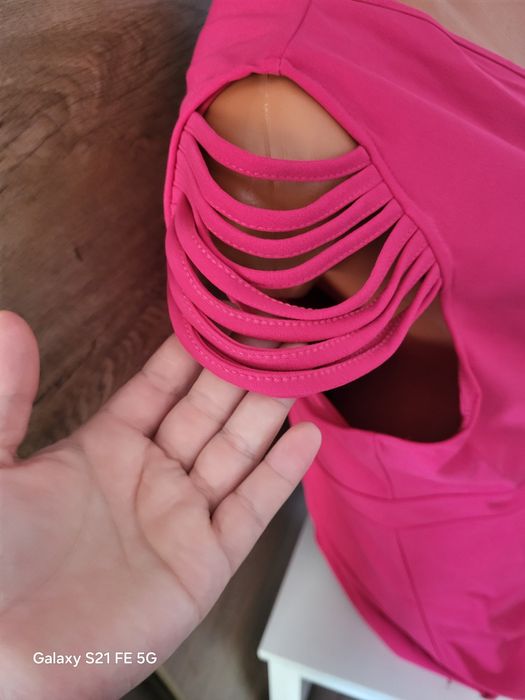 Vând Rochiță Dama